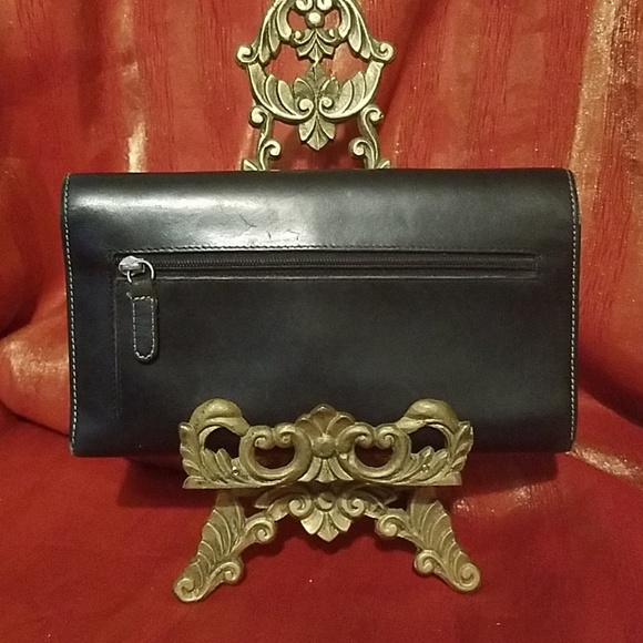 Coach fine leather wallet - Picture 2 of 8